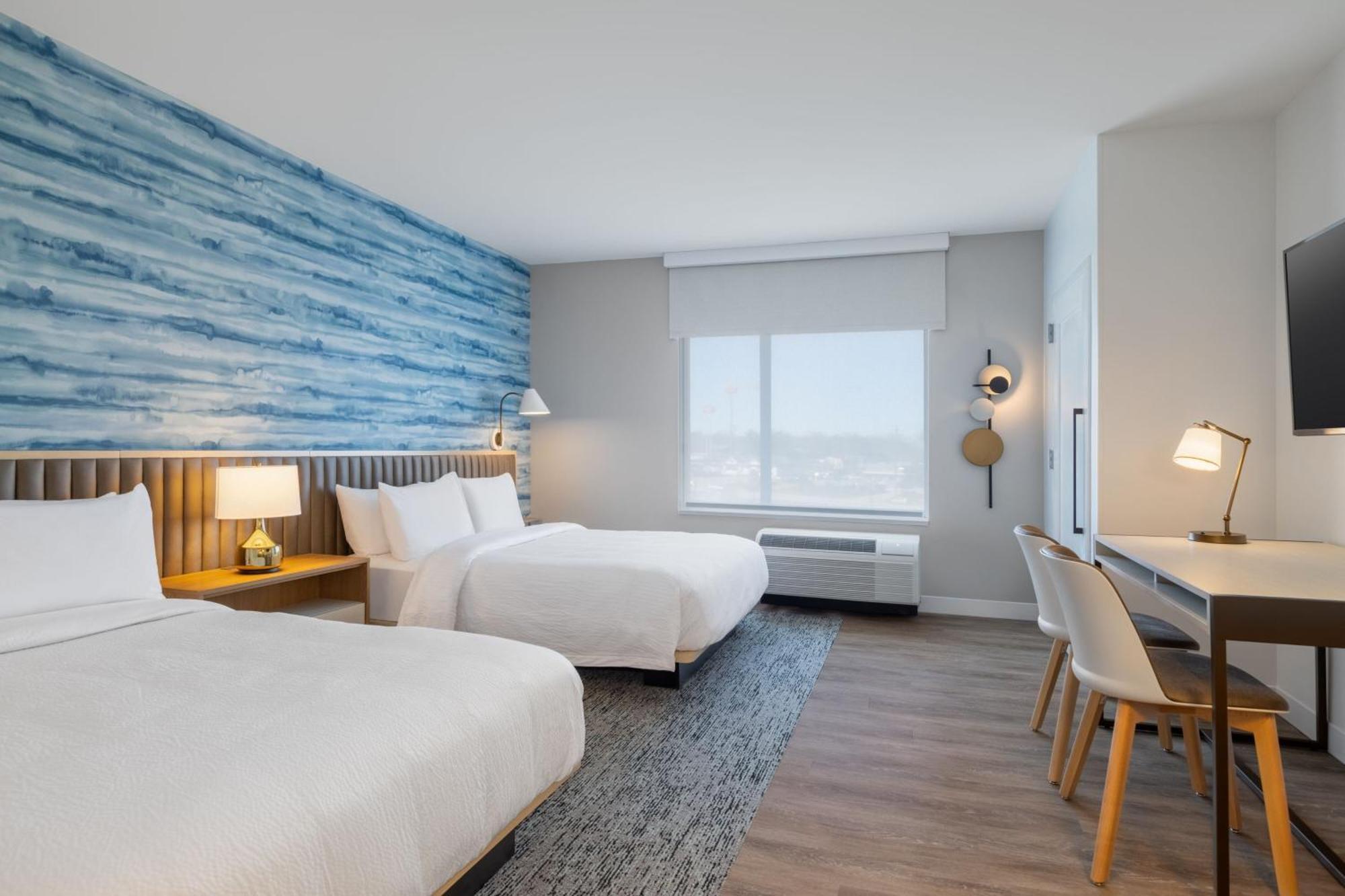 Towneplace Suites By Marriott Geneva At Spire Academy Buitenkant foto