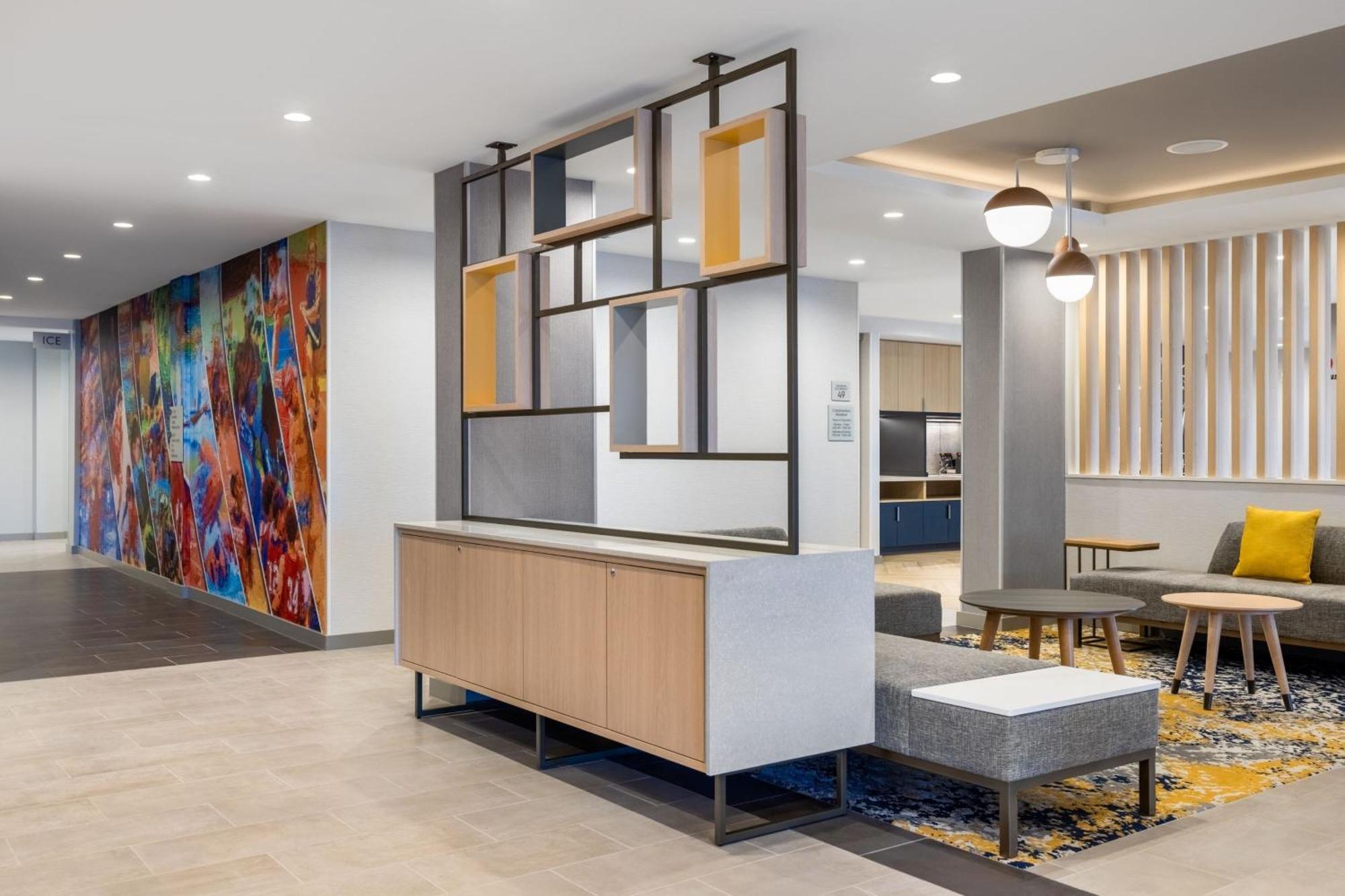 Towneplace Suites By Marriott Geneva At Spire Academy Buitenkant foto
